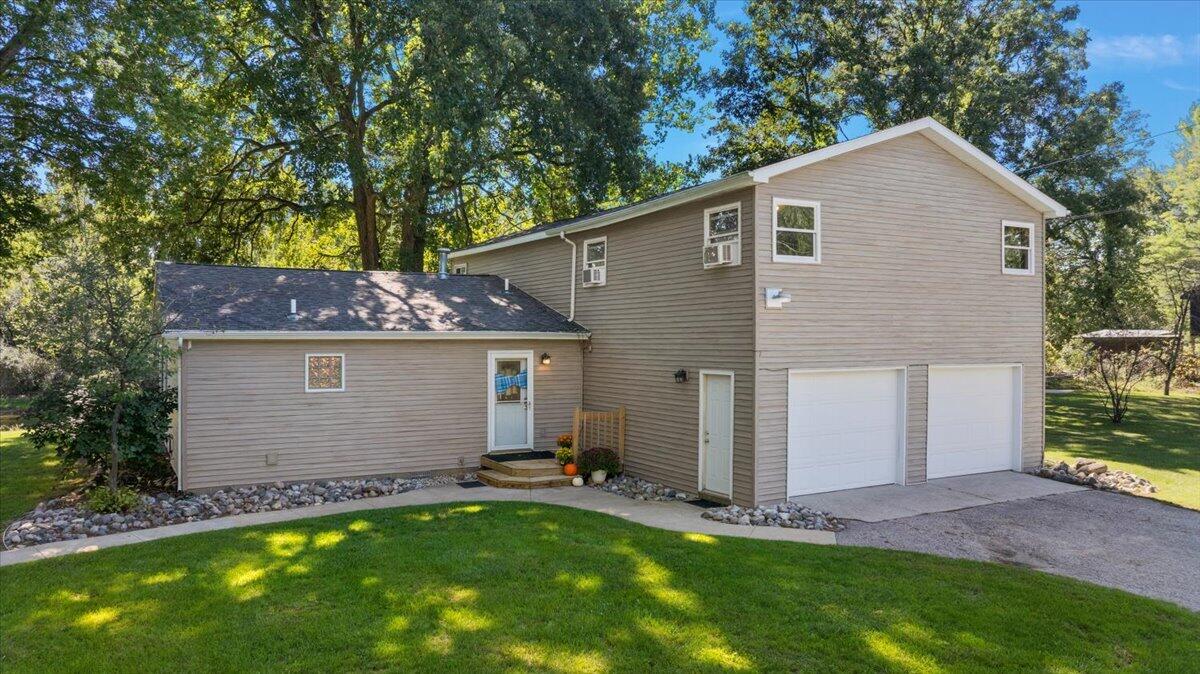 7842 Main Street