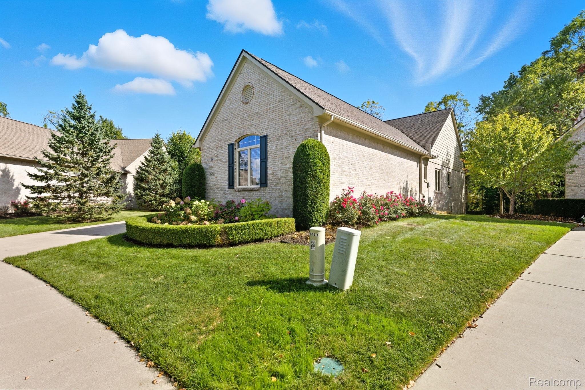 25228 Sutton Court