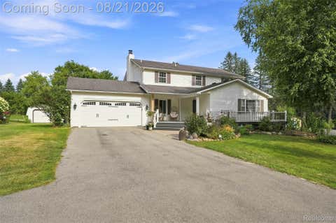 Photo of 6060 Ford Road, Commerce Charter Township, MI 48382 (MLS # 20261066753)
