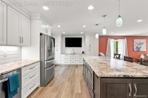 Tiny photo for 6060 Ford Road, Commerce Charter Township, MI 48382 (MLS # 20261066753)