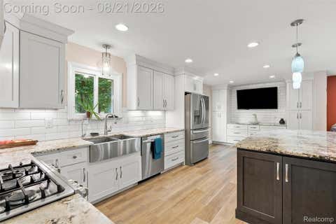 Tiny photo for 6060 Ford Road, Commerce Charter Township, MI 48382 (MLS # 20261066753)
