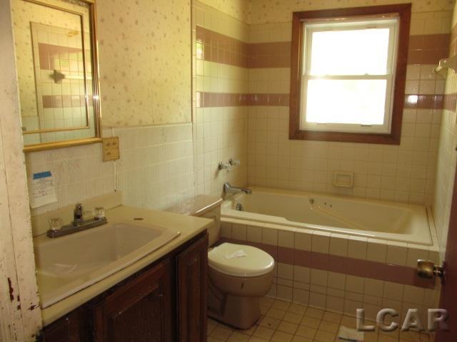 3376 W Temperance Road