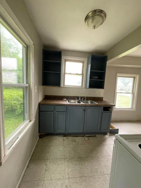 Tiny photo for 8294 Rosemont Avenue, Detroit City, MI 48228 (MLS # 81026025920)