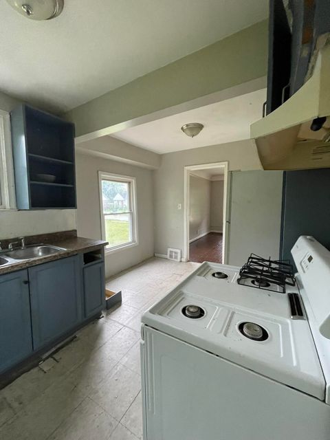 Tiny photo for 8294 Rosemont Avenue, Detroit City, MI 48228 (MLS # 81026025920)