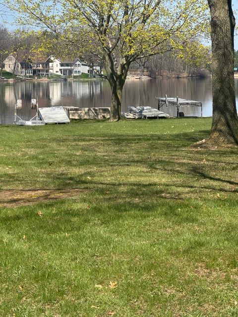 1245 Clubhouse Drive Broomfield Township MI 48893