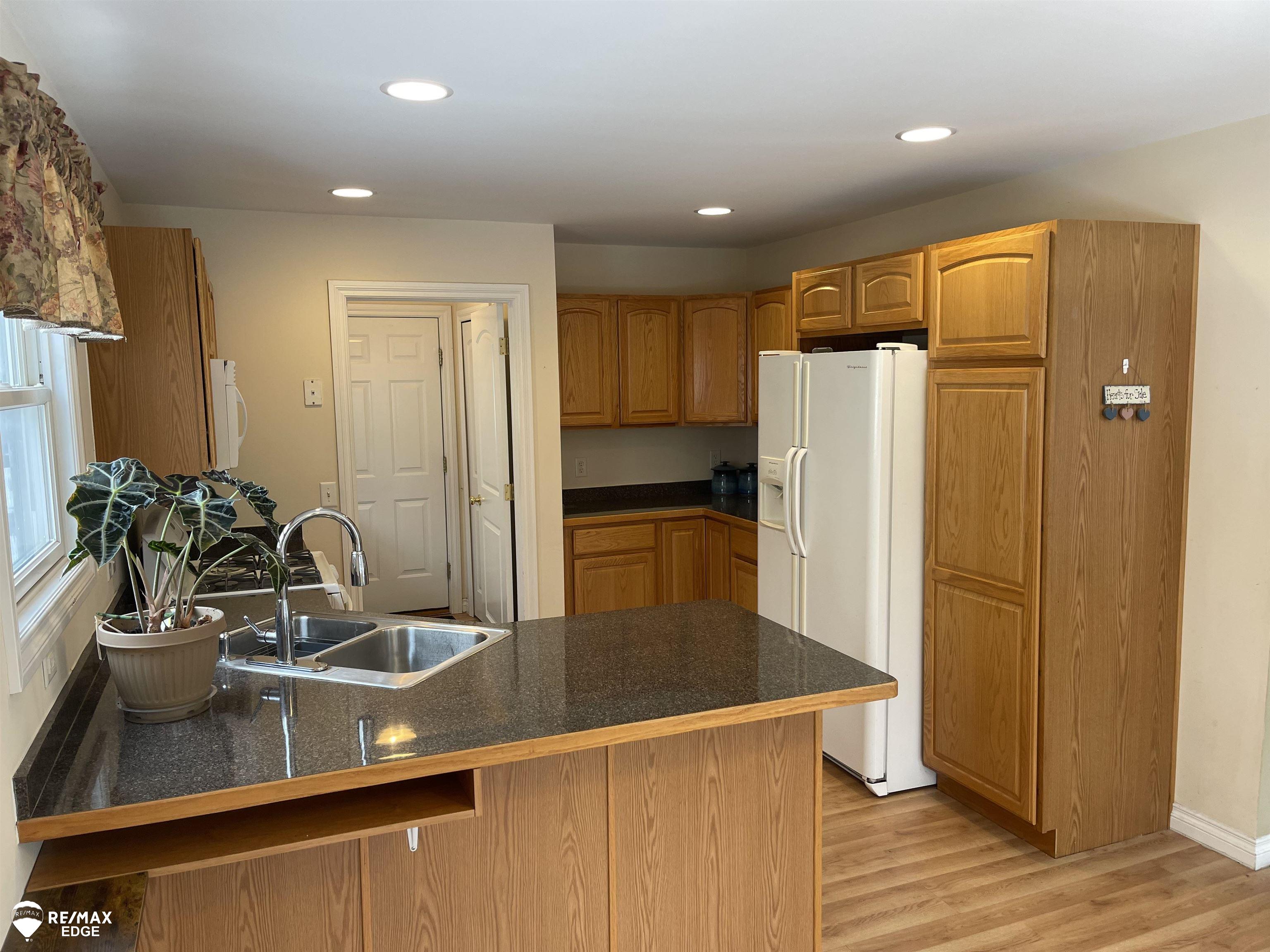 4459 Cross Creek Boulevard