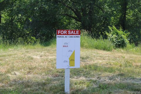 2722 Twin Oaks Drive Milford Charter Township MI 48381