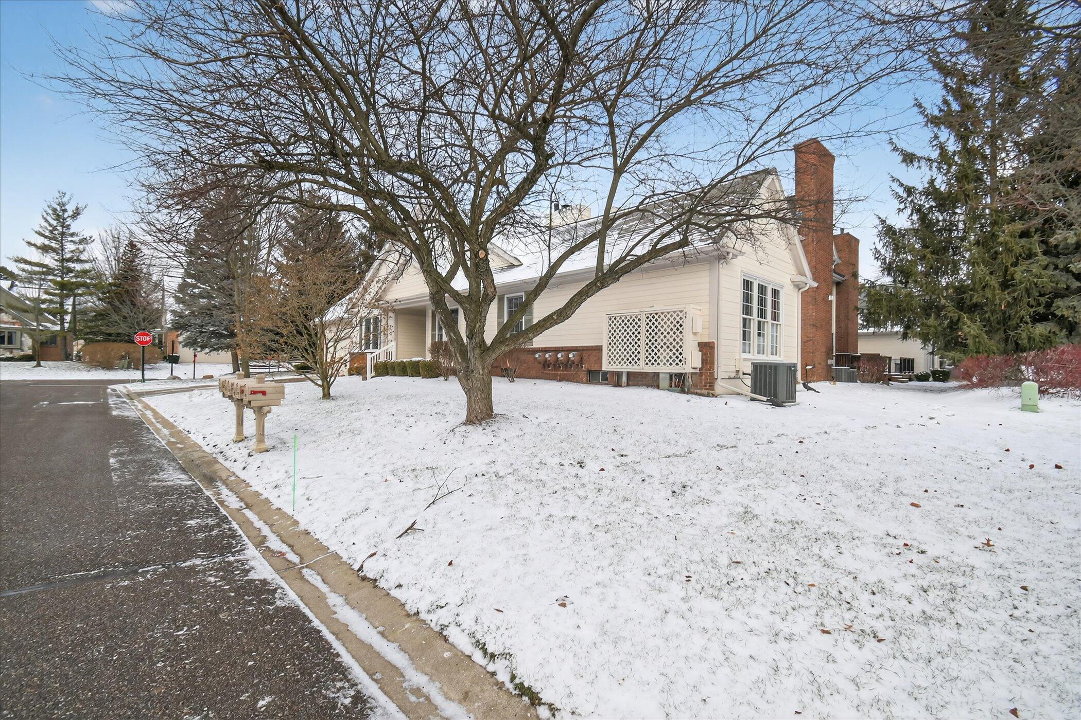 39828 Village Run Drive