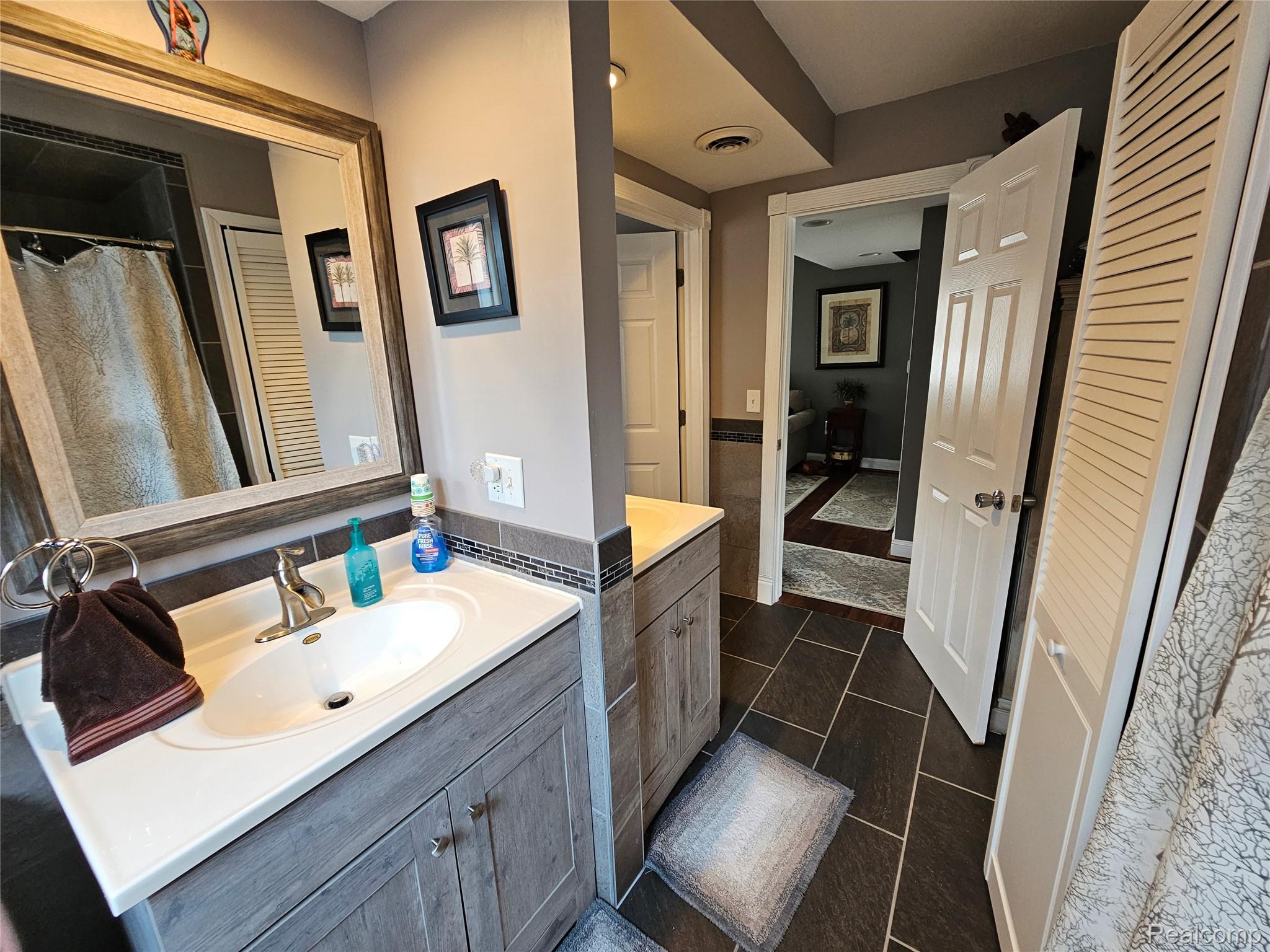 8889 ANCHOR BAY Drive