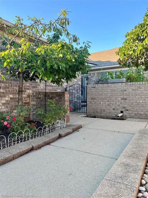 Photo of 50314 PARADISE Court, Macomb Township, MI 48044 (MLS # 20251029318)