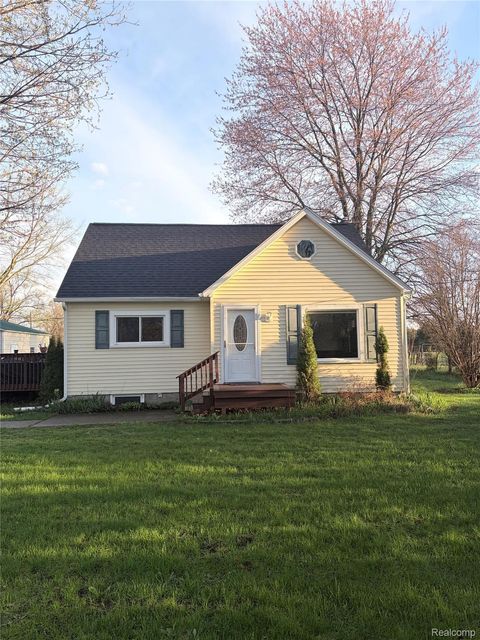 1135 W M 36 Putnam Township MI 48169