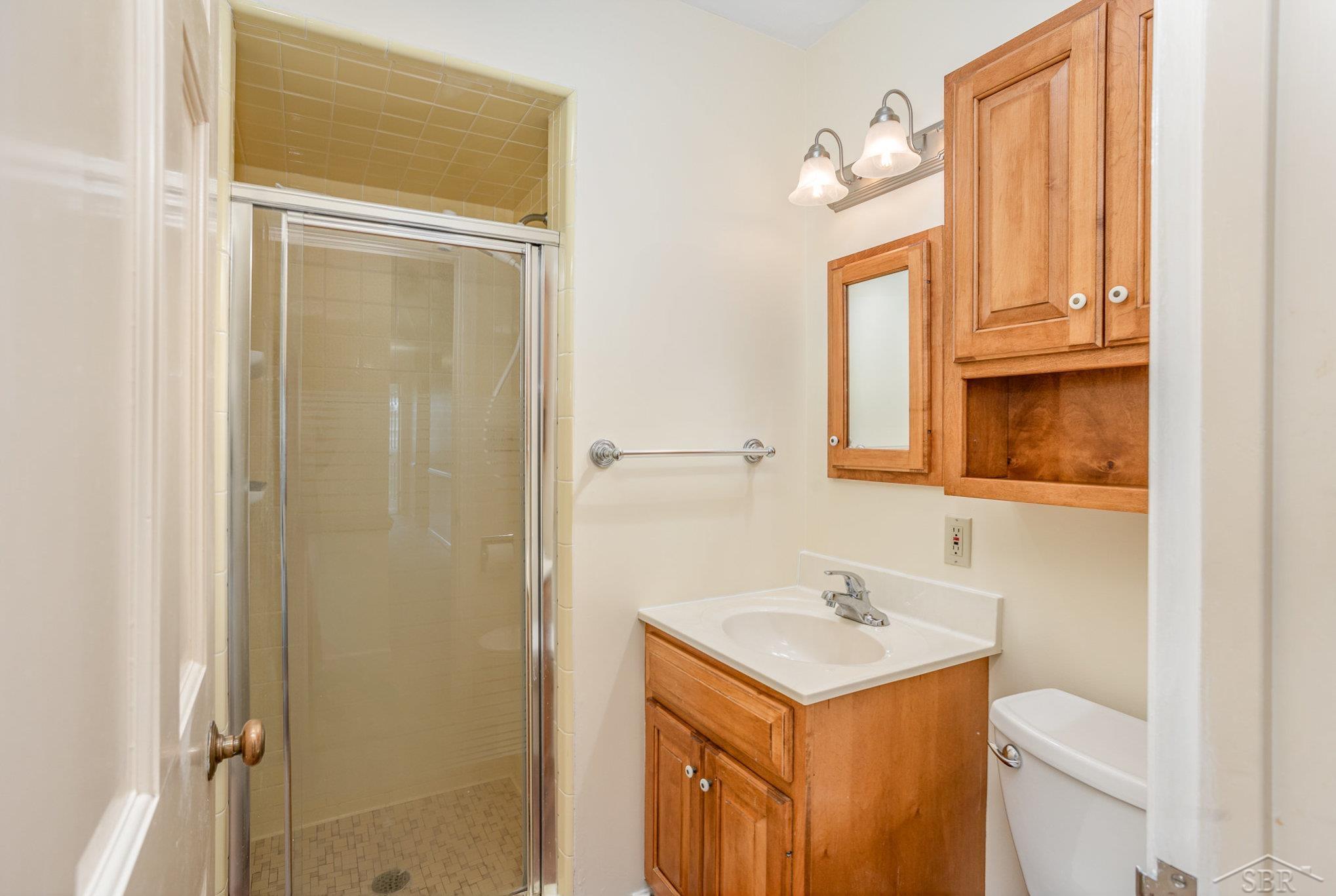 Saginaw Charter Township Saginaw, Michigan 48638, United States, 3 Bedrooms Bedrooms, ,2 BathroomsBathrooms,Residential,Pending,128365