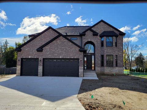 611 Vanderpool Drive Troy City MI 48083