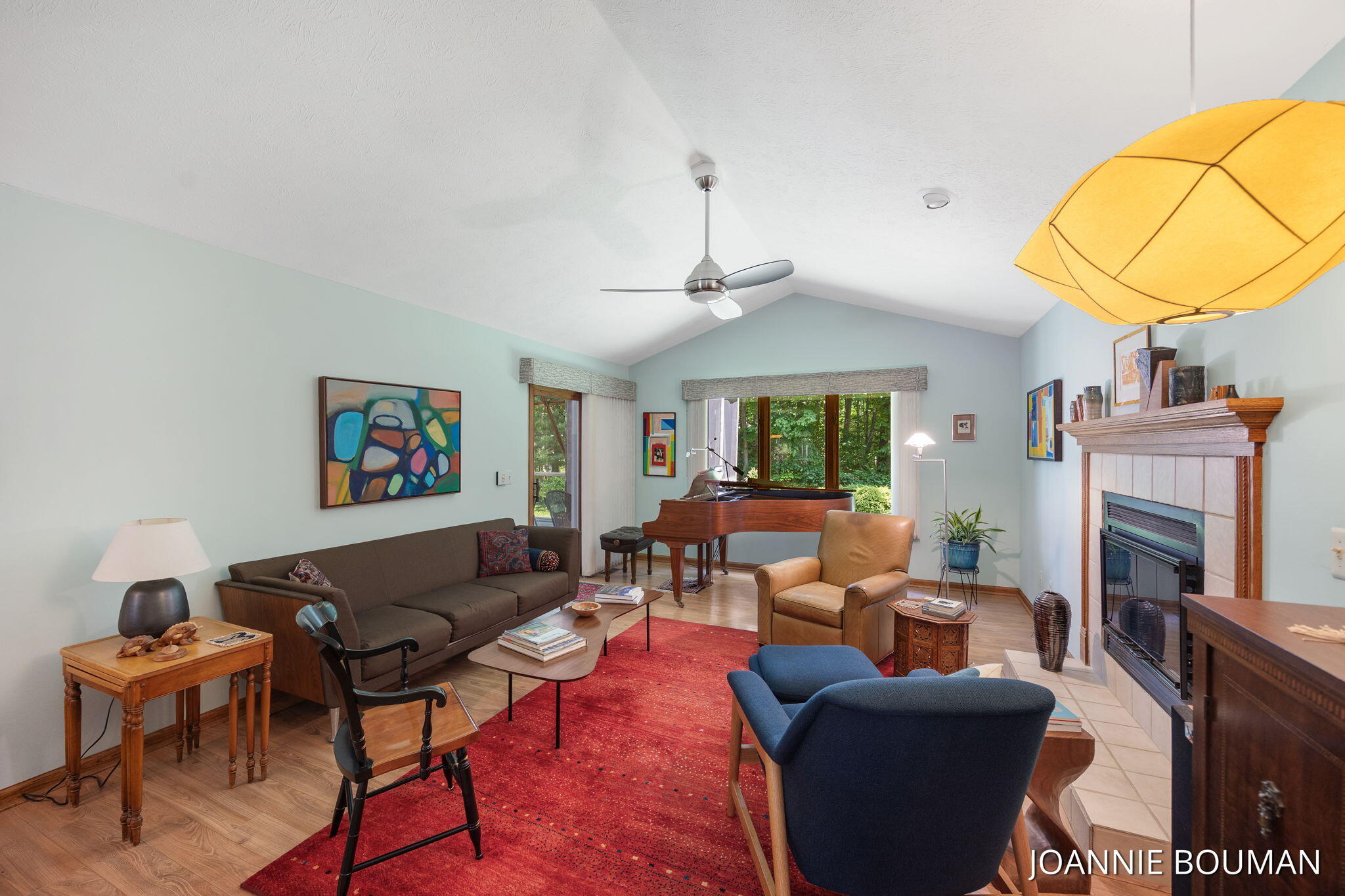 4629 Pine Drive
