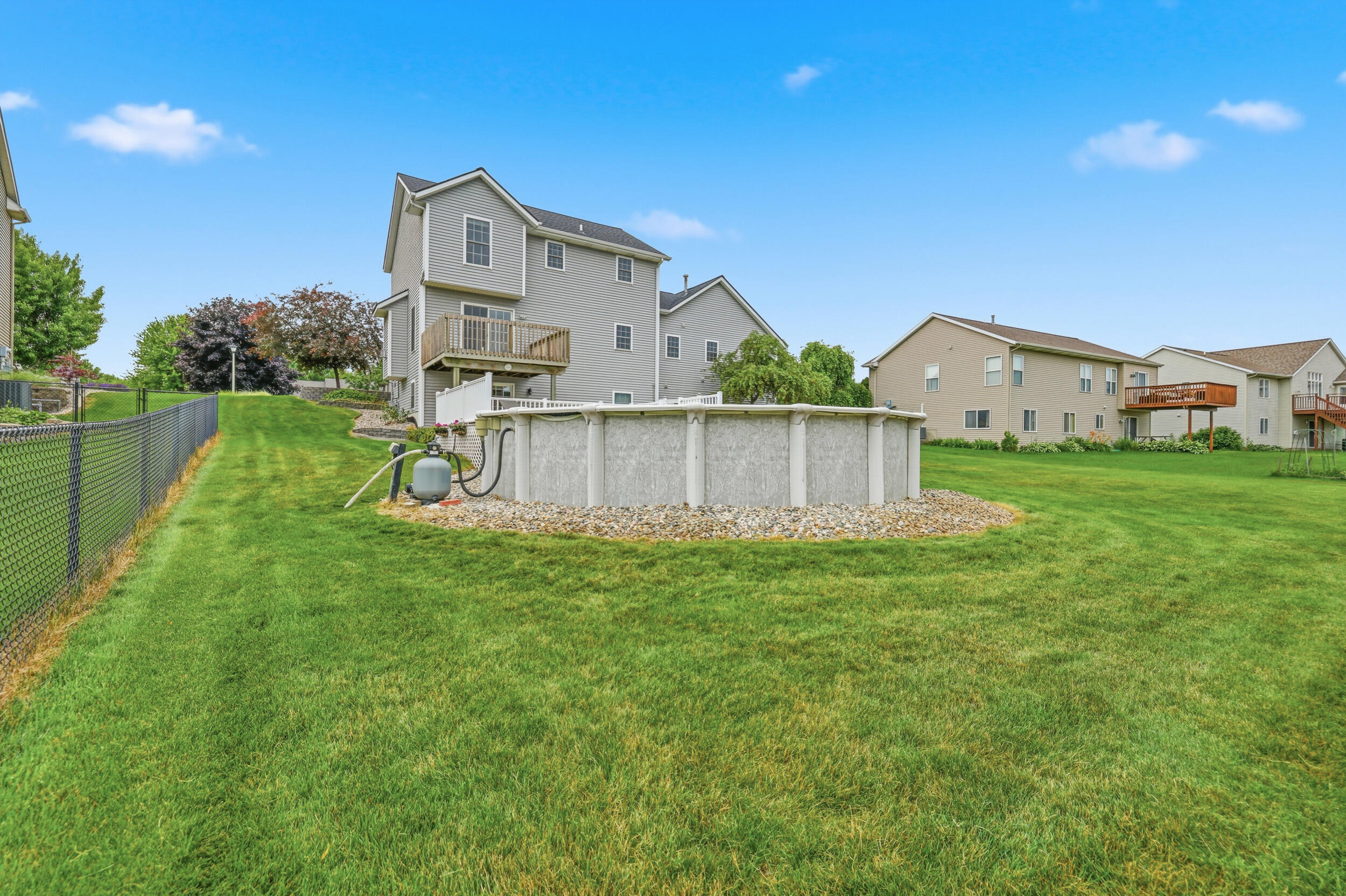 2485 Willow Ridge Drive
