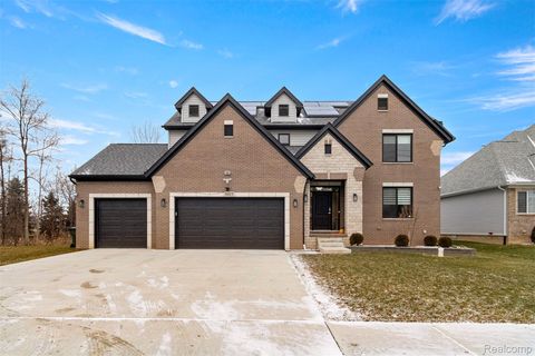 8615 Greendale Drive Sterling Heights City MI 48312