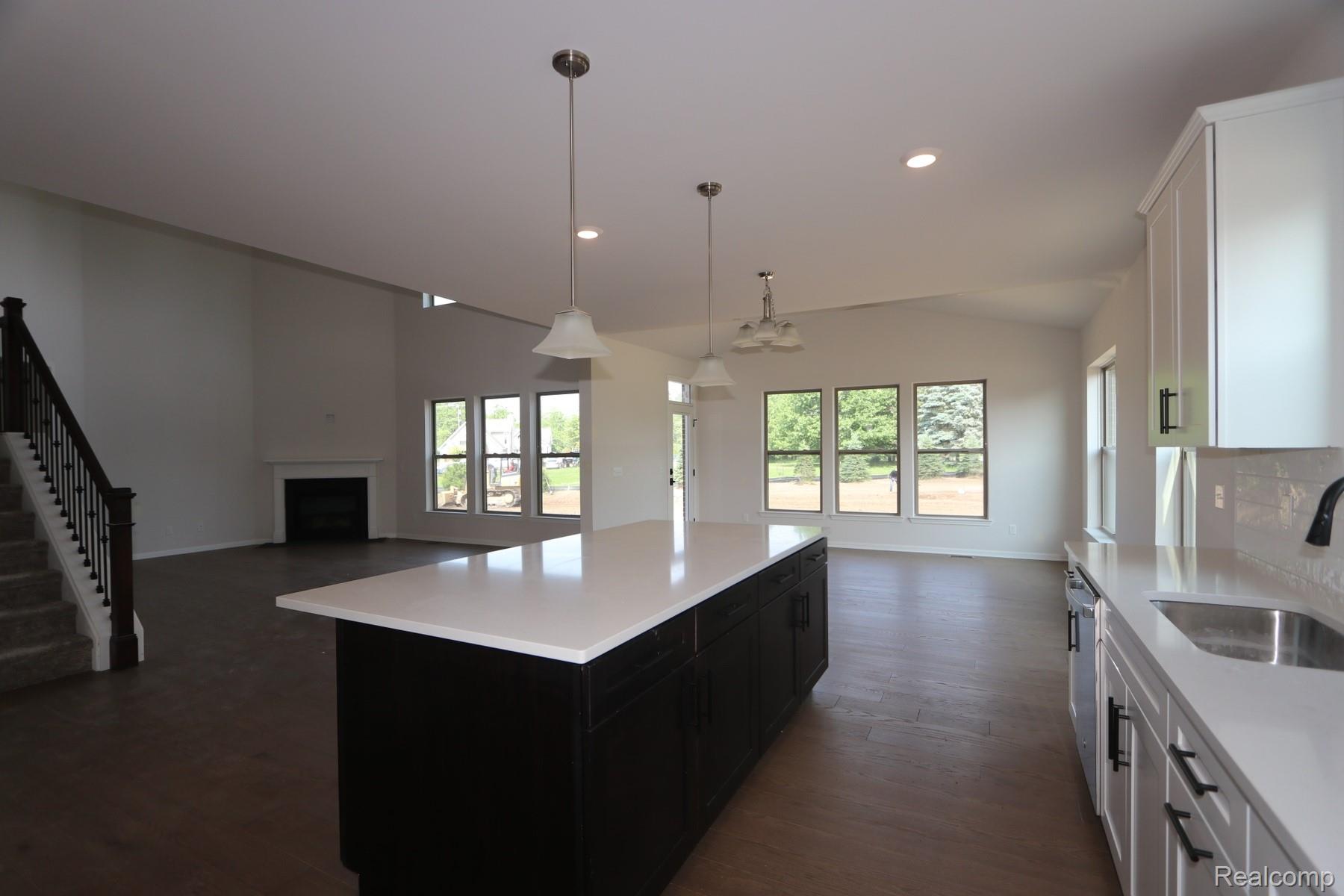 61563 Marino Lane