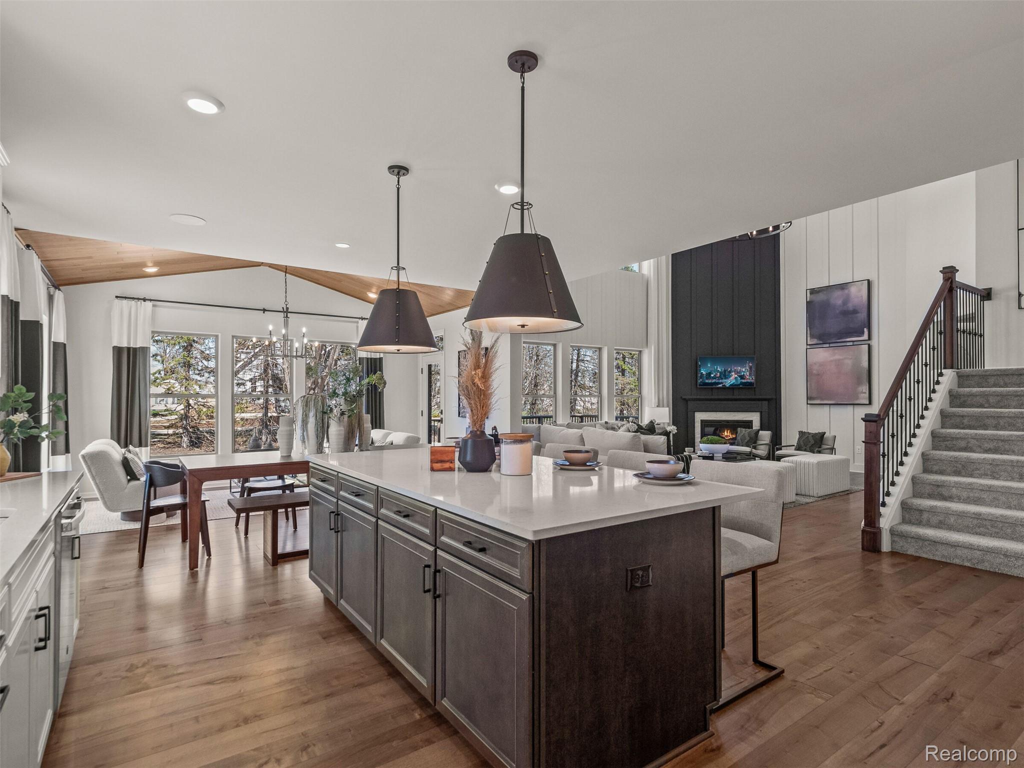 61563 Marino Lane