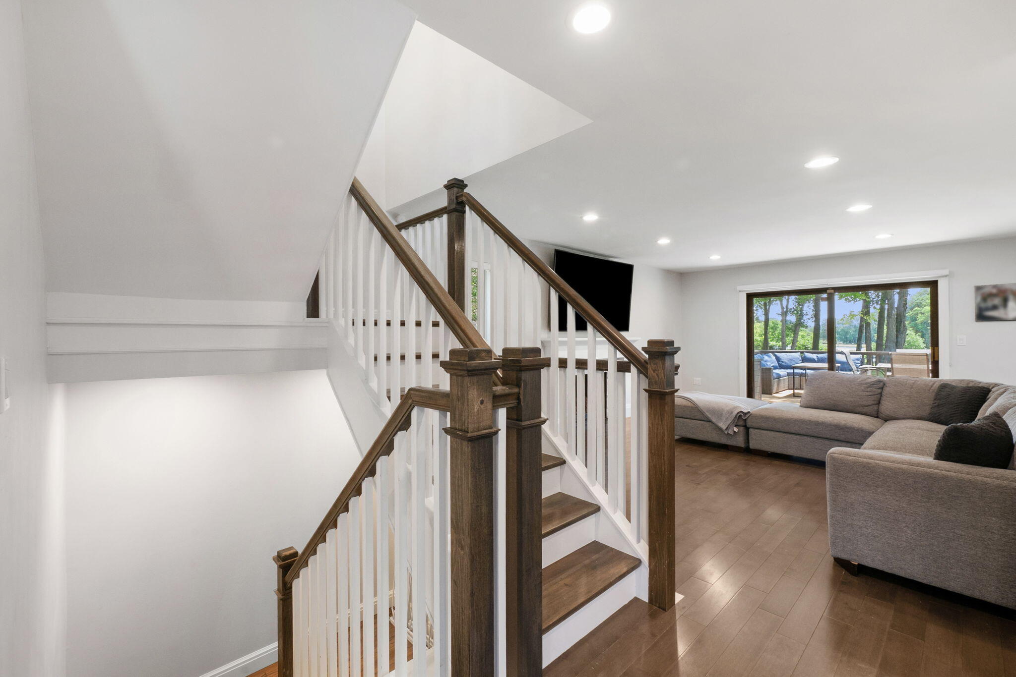 2217 Rhine Road