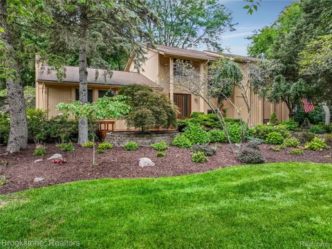 3616 Elder Road S West Bloomfield Charter Township MI 48324