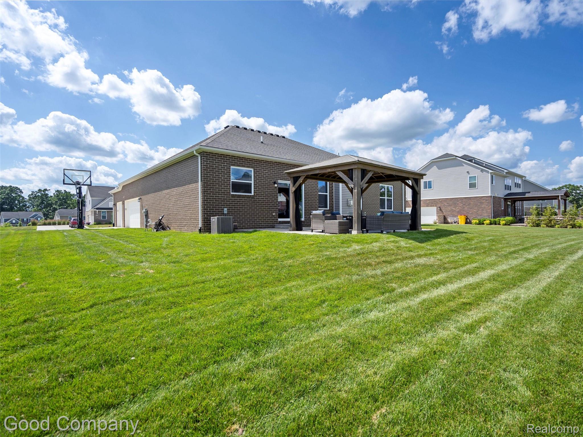 1295 Brookline Court