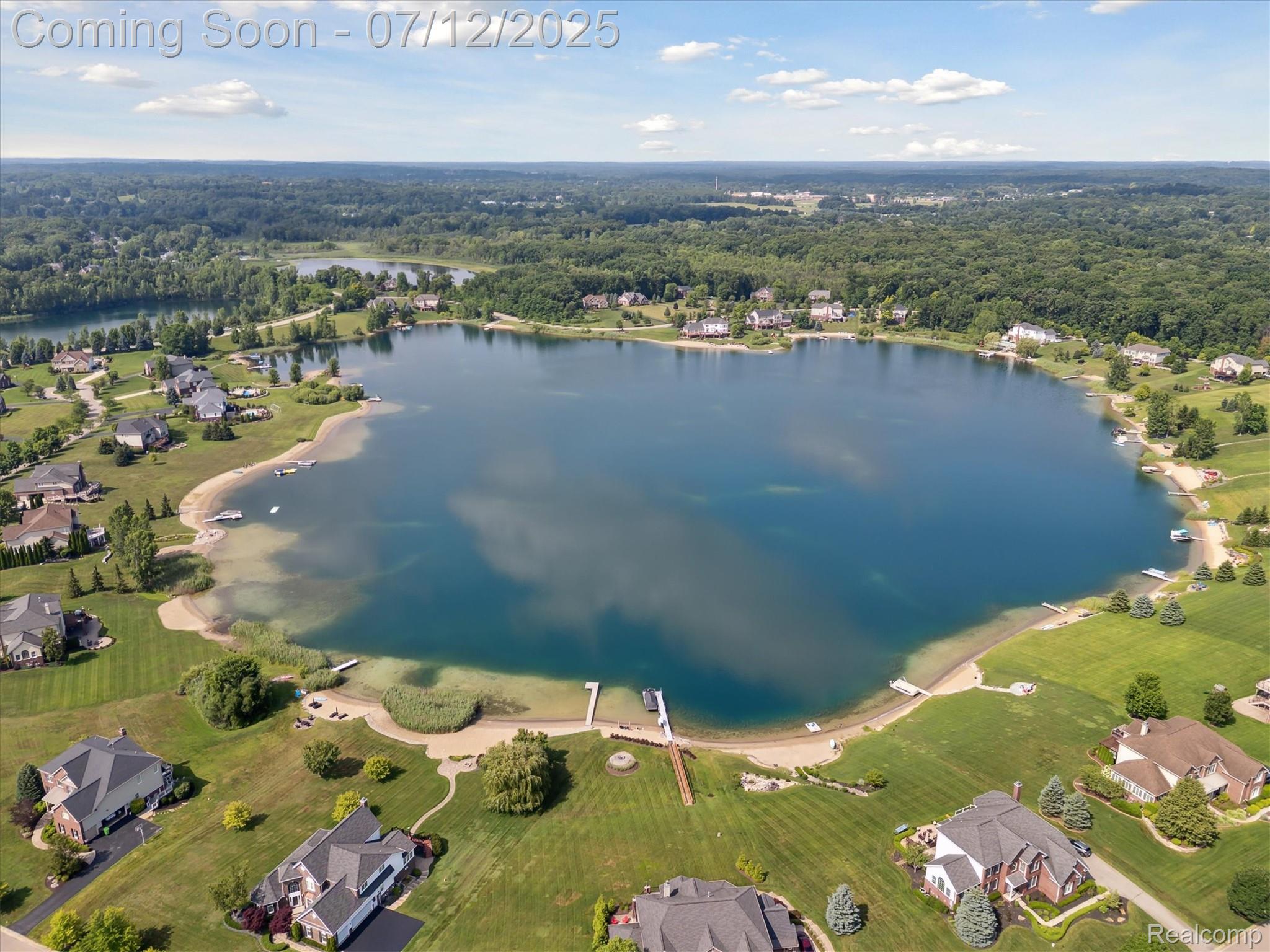 2451 Woodridge Court
