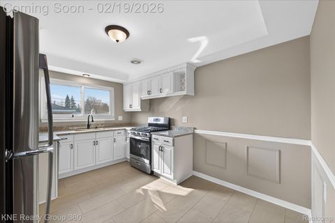 Tiny photo for 11214 Mae Avenue, Warren City, MI 48089 (MLS # 20261010241)