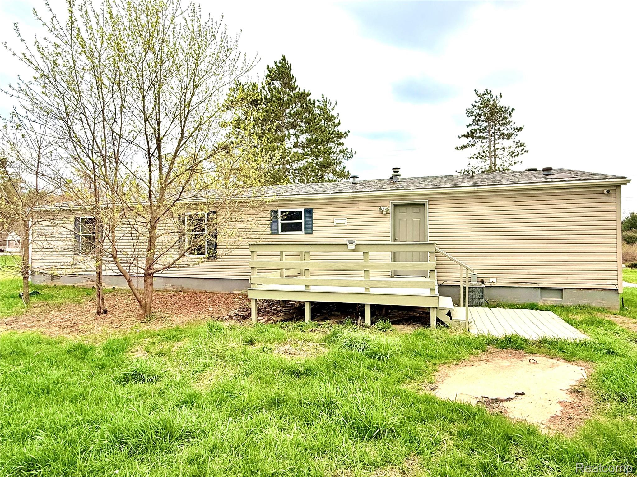 7033 E Mount Morris Road