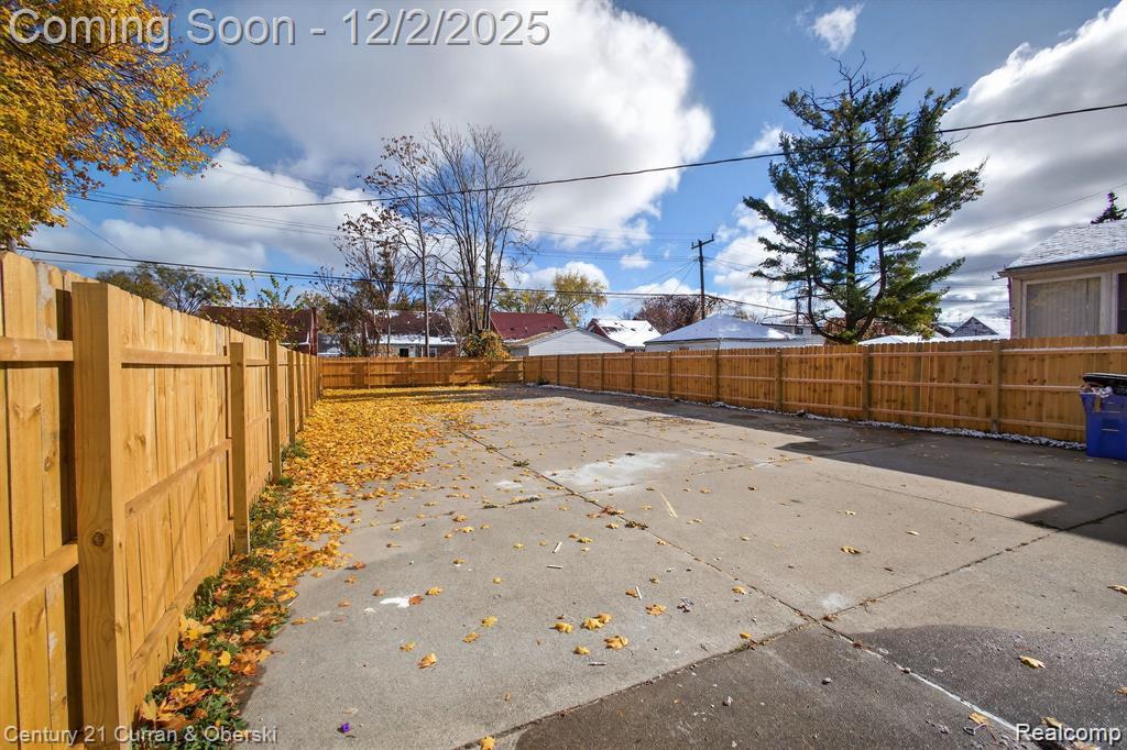 18434 Marlowe Street