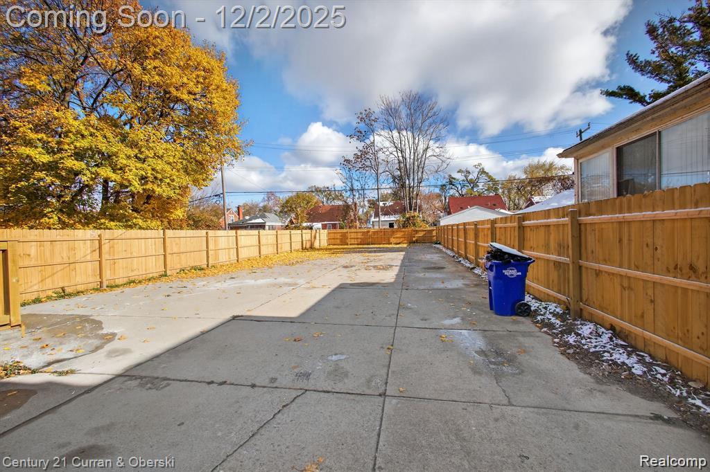 18434 Marlowe Street