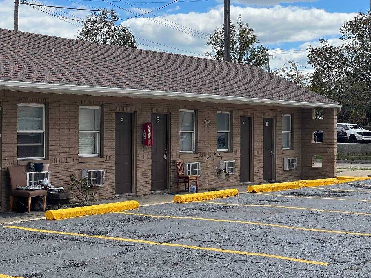 28710 VAN DYKE Avenue