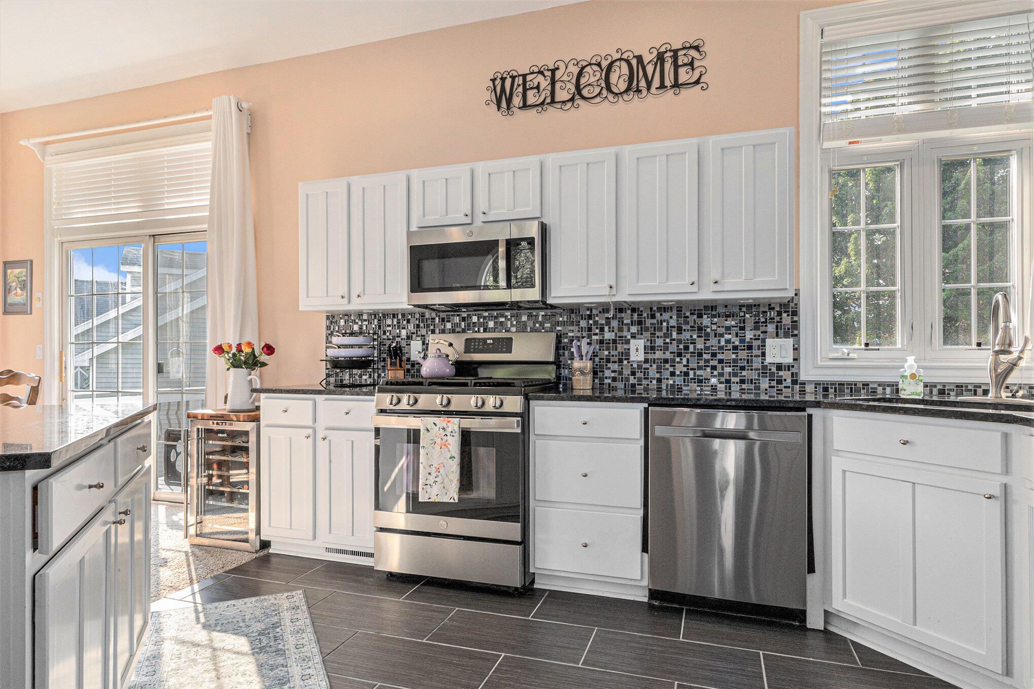 7091 Pine Oak Lane