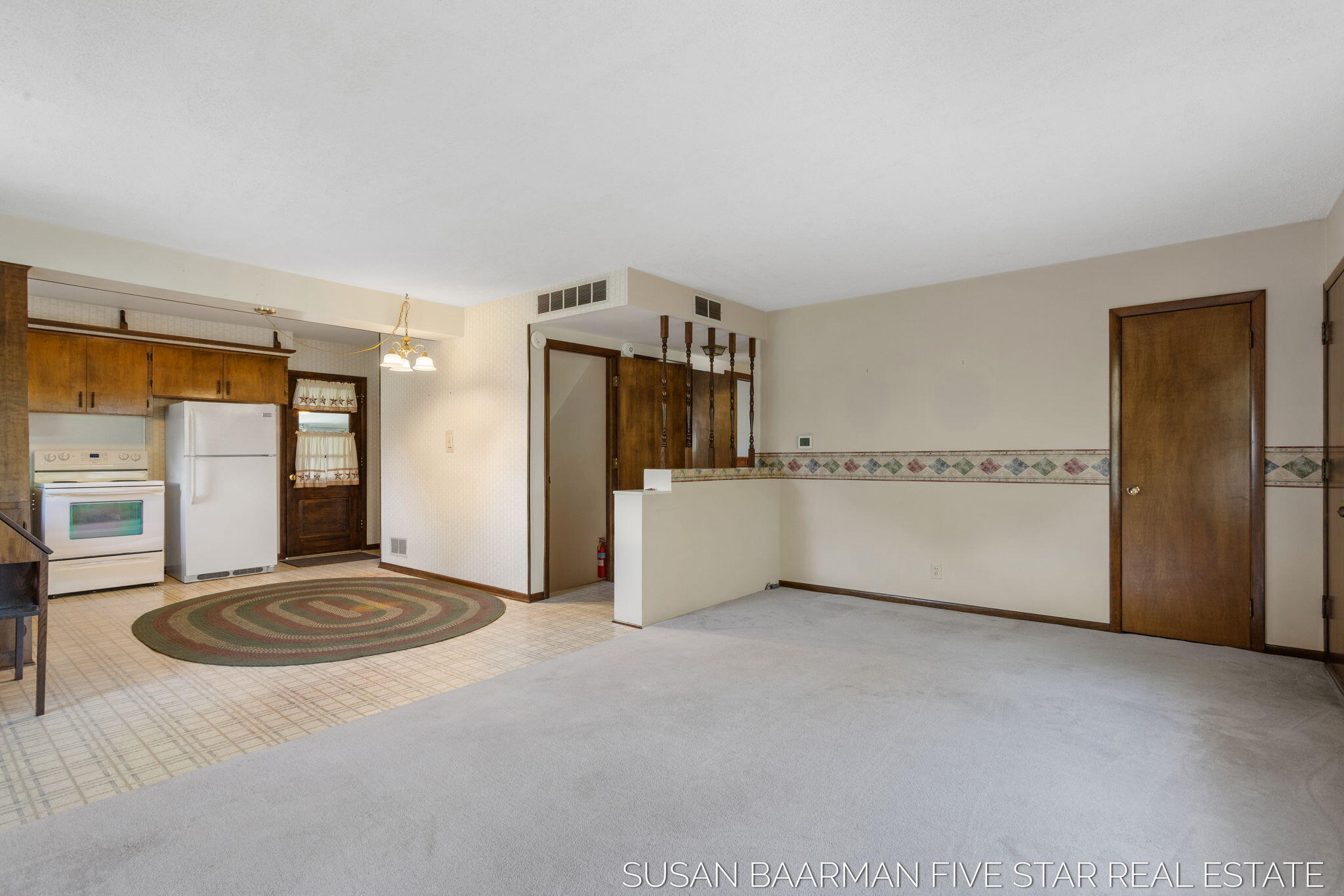 300 W 27th Street