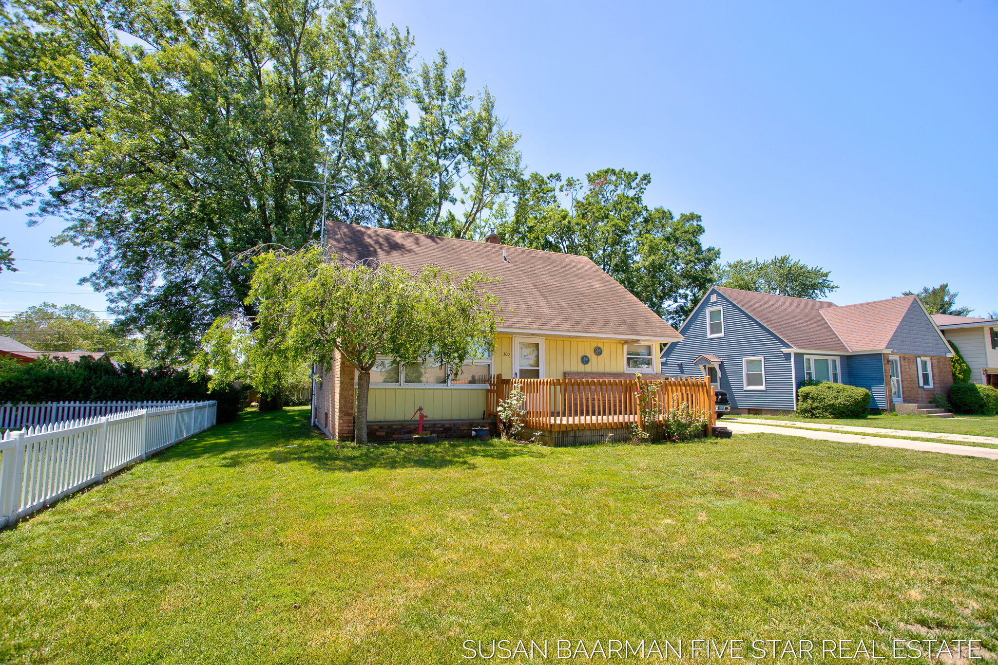 300 W 27th Street
