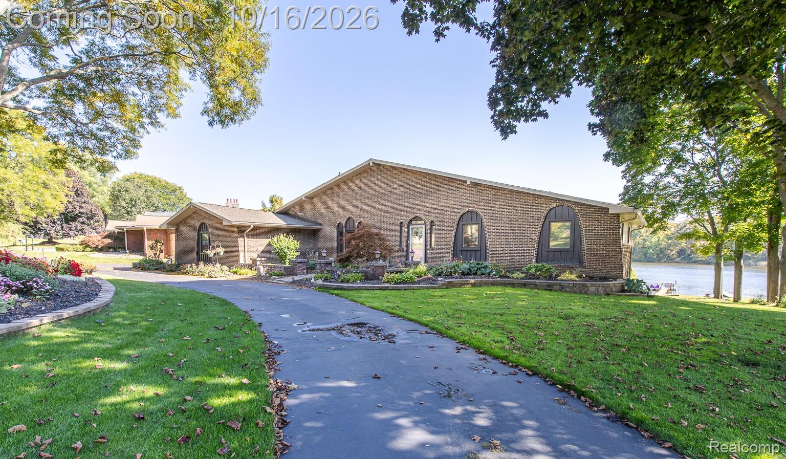 7555 Little Walters Court
