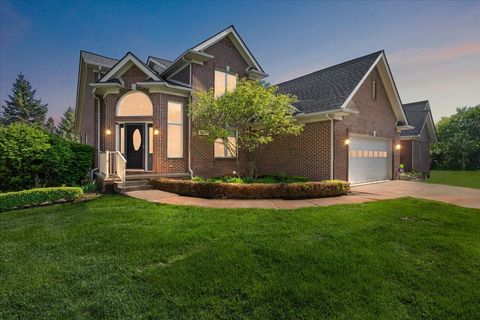 10434 CORNERSTONE Drive Washington Township Macomb MI 48095