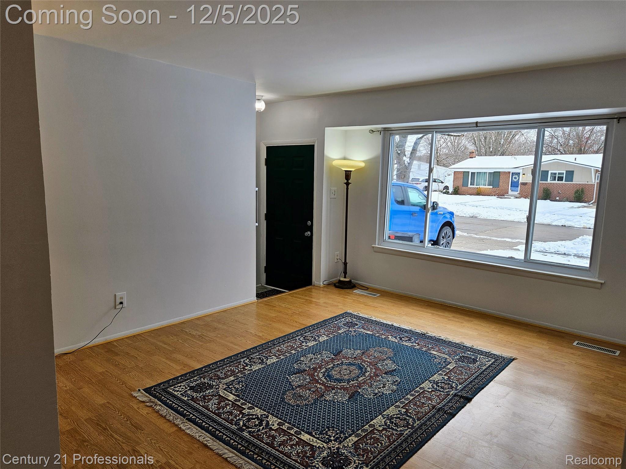 22023 W Brandon Street