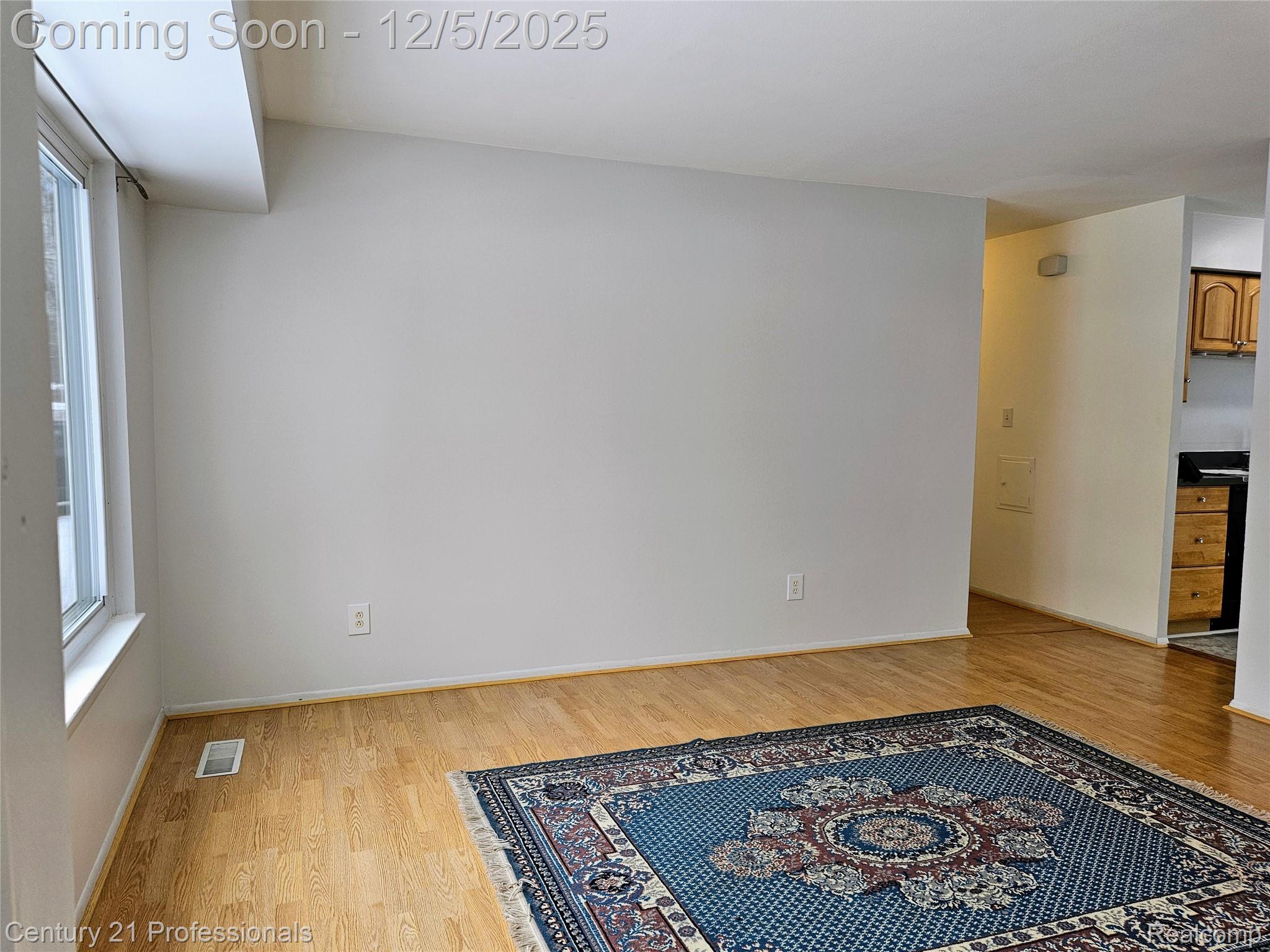 22023 W Brandon Street