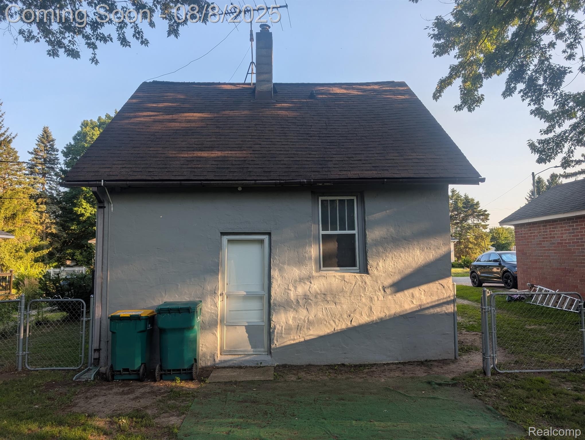 910 Michigan Street