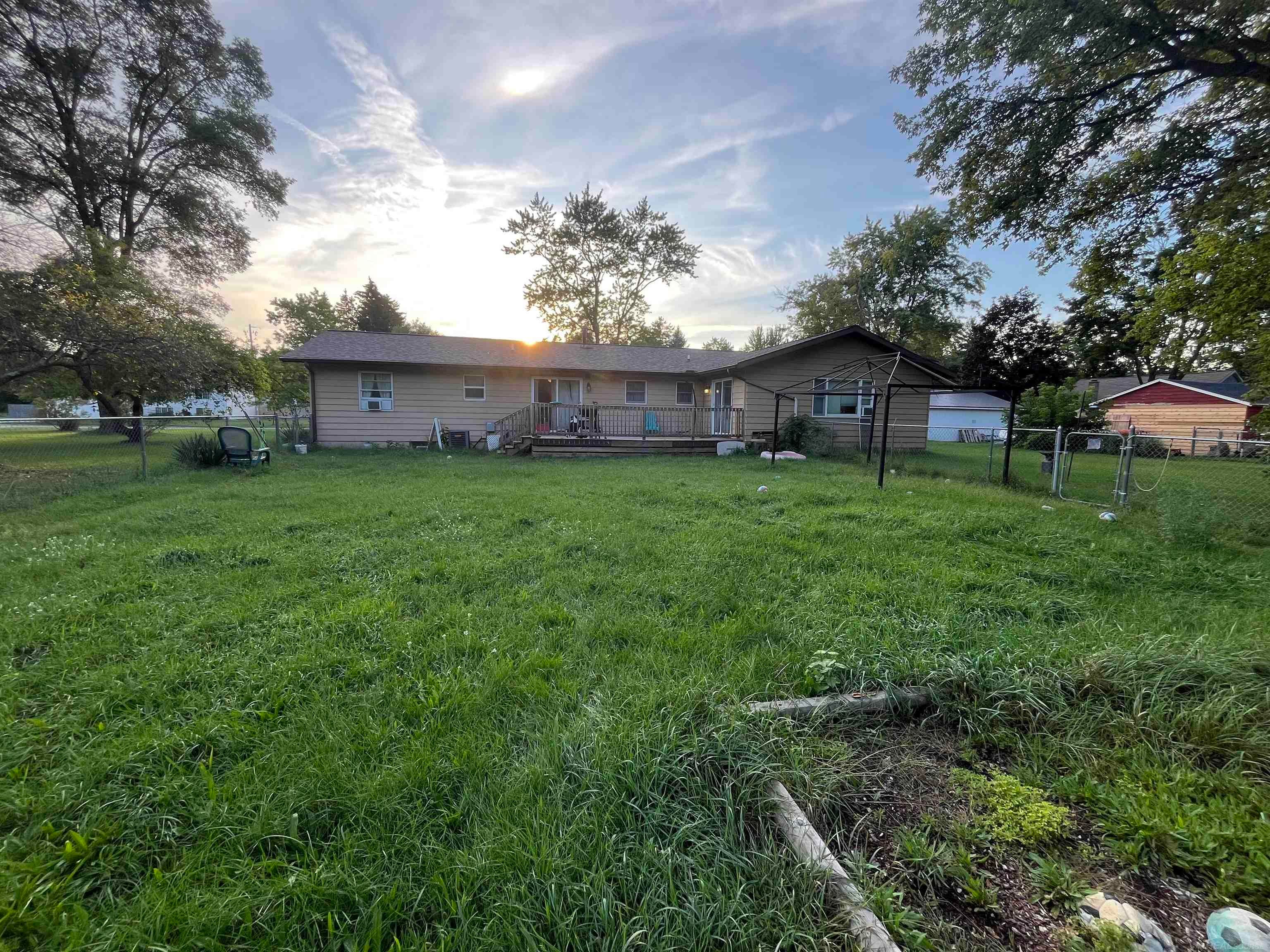 390 6th Street