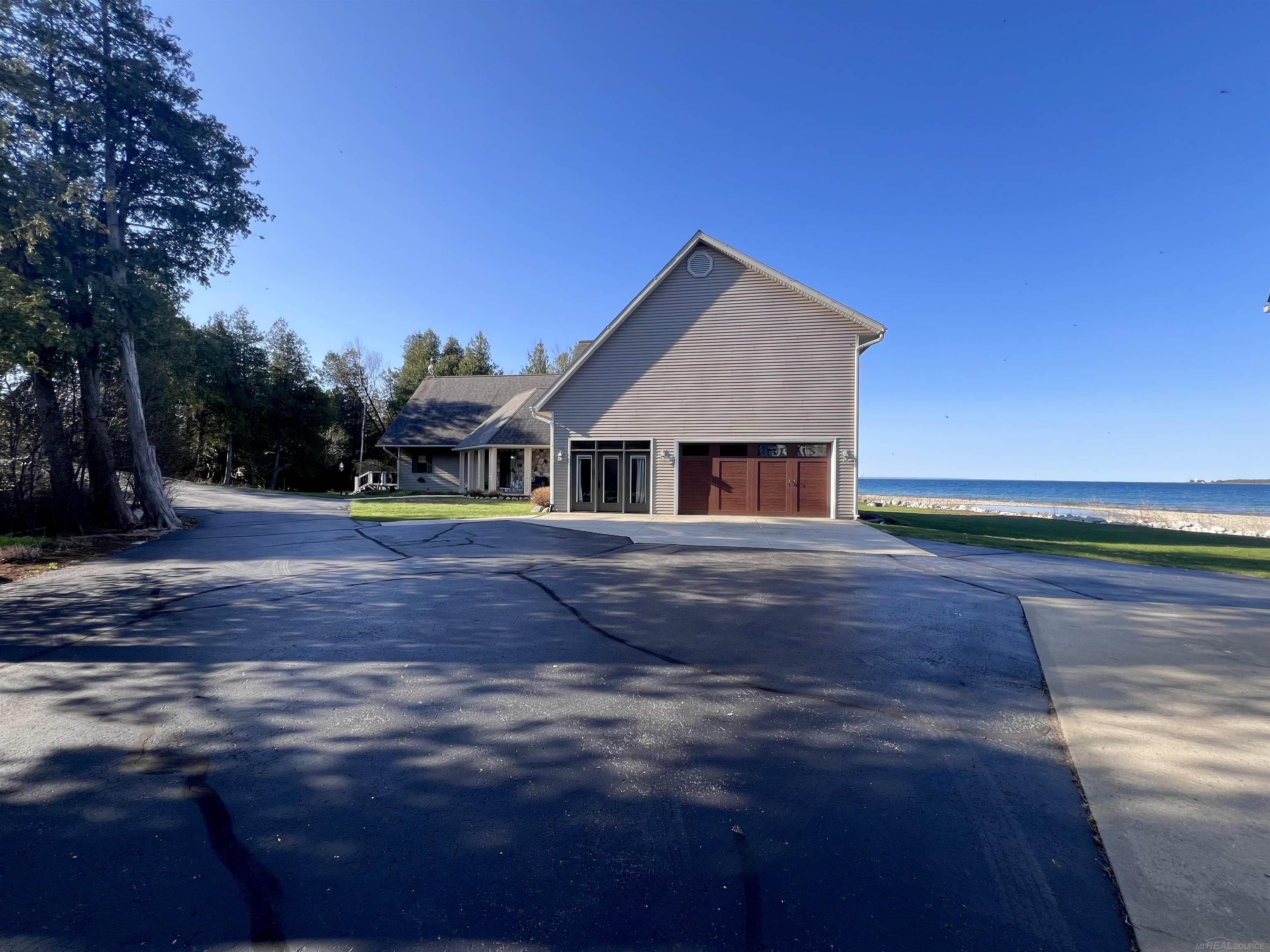 N934 Gros Cap Road