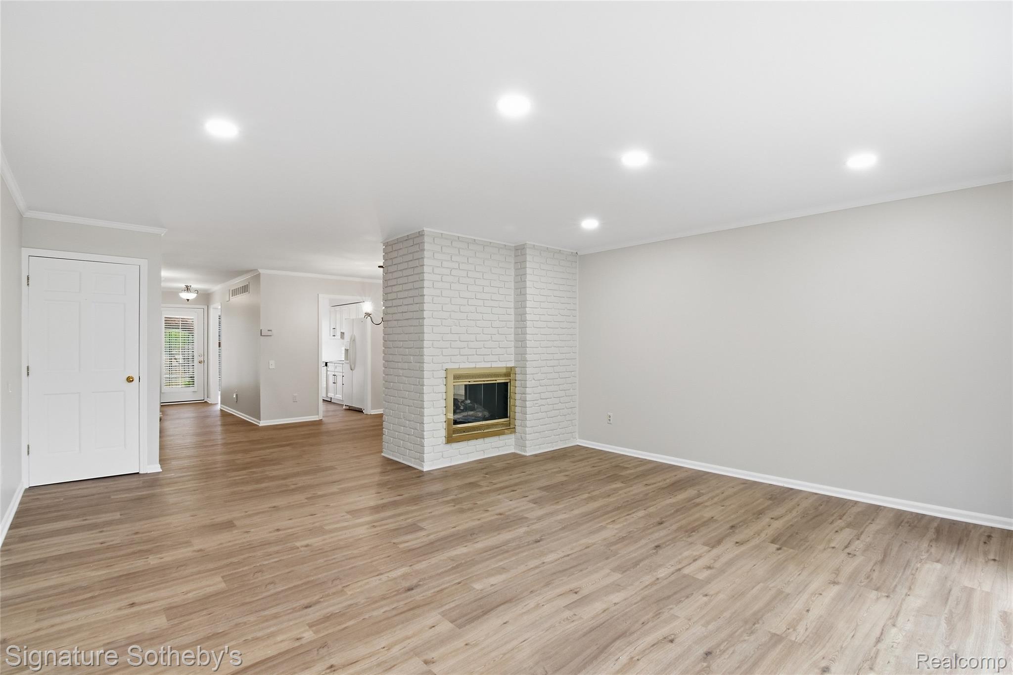 1234 S Timberview Trail