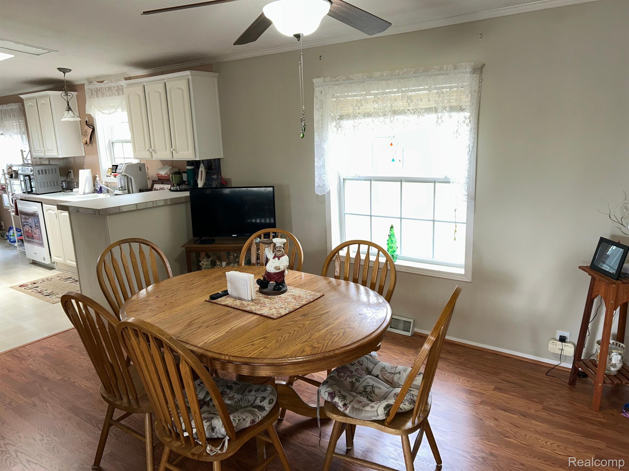 Oxford Charter Township Oakland, Michigan 48371, United States, 3 Bedrooms Bedrooms, ,2 BathroomsBathrooms,Residential,Active,115841