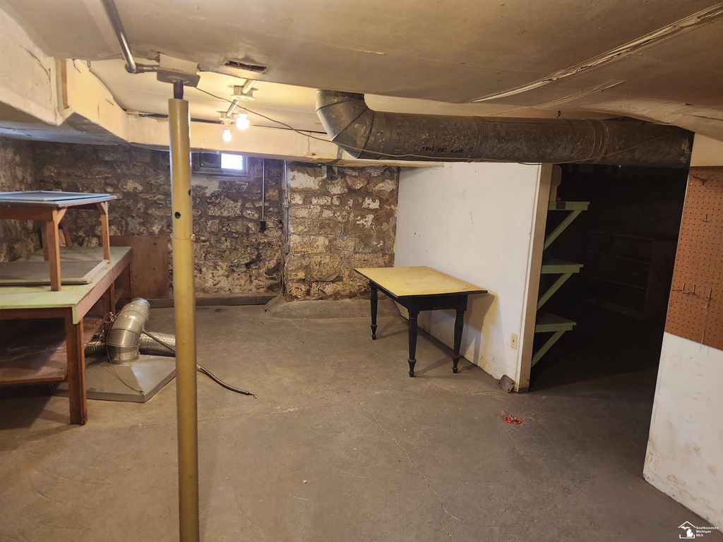 listing image 26