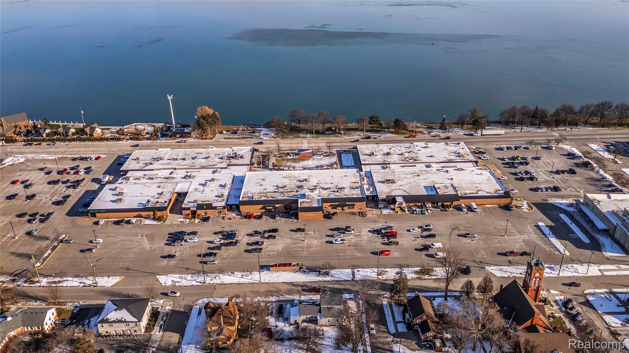 201 N Riverside Avenue B 7