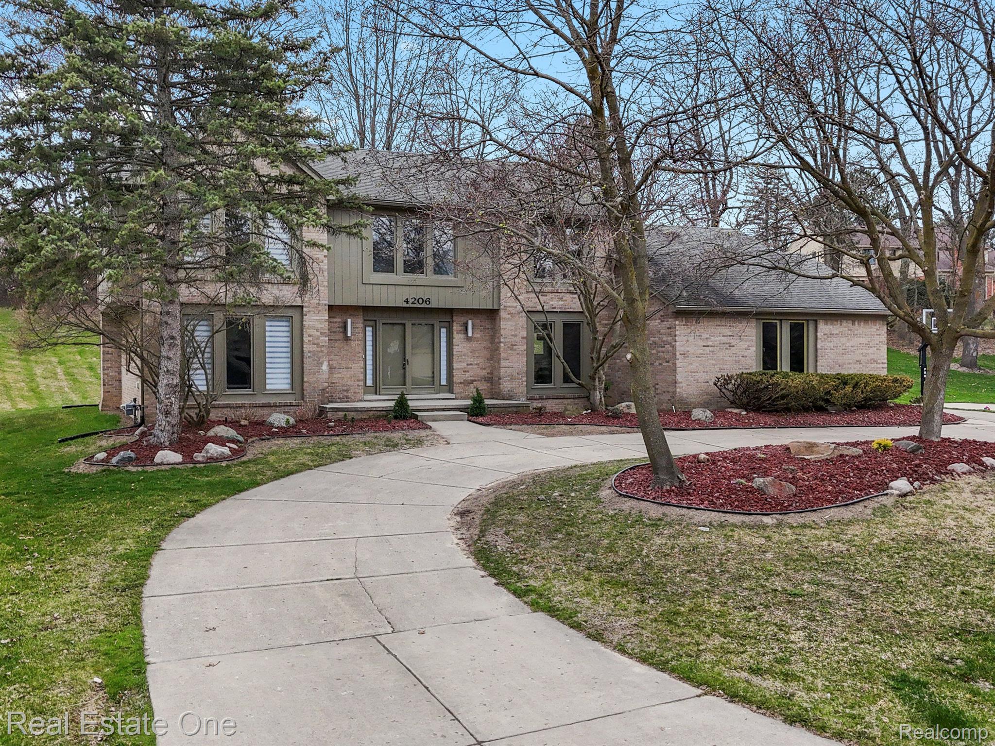 4206 SOUTHMOOR Lane
