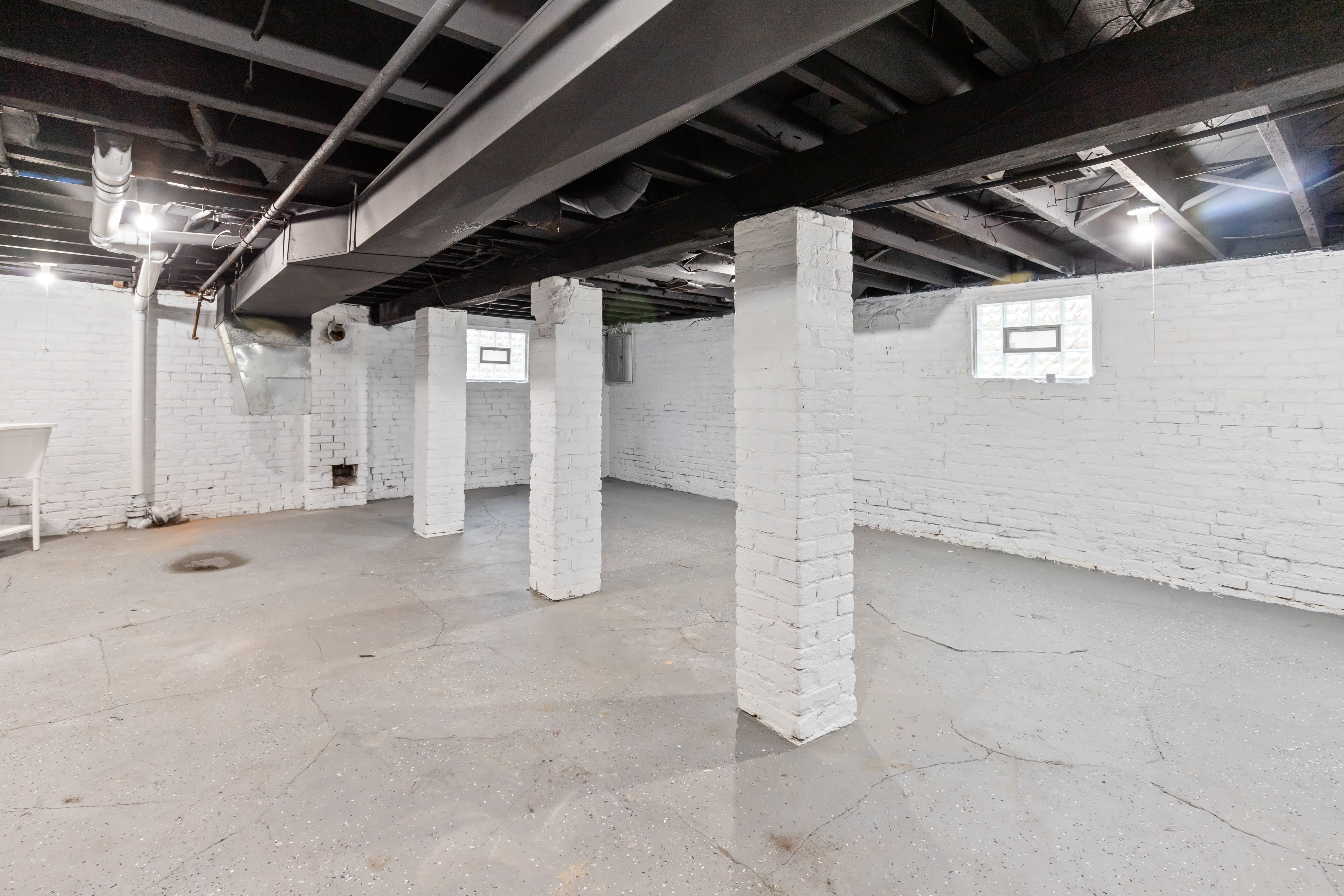 Detroit, Michigan 48207, United States, 3 Bedrooms Bedrooms, ,2 BathroomsBathrooms,Residential,Active,81305