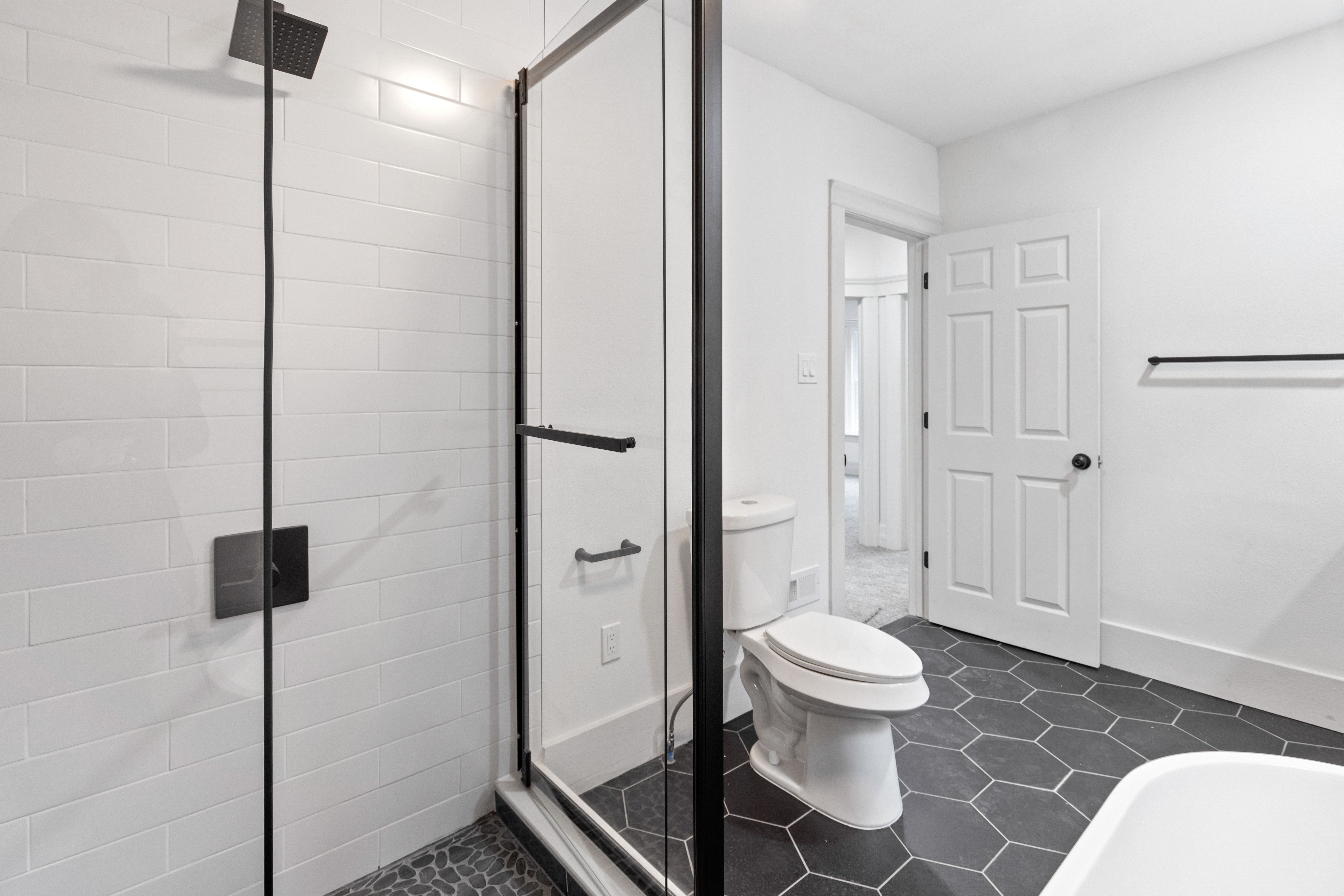 Detroit, Michigan 48207, United States, 3 Bedrooms Bedrooms, ,2 BathroomsBathrooms,Residential,Active,81305