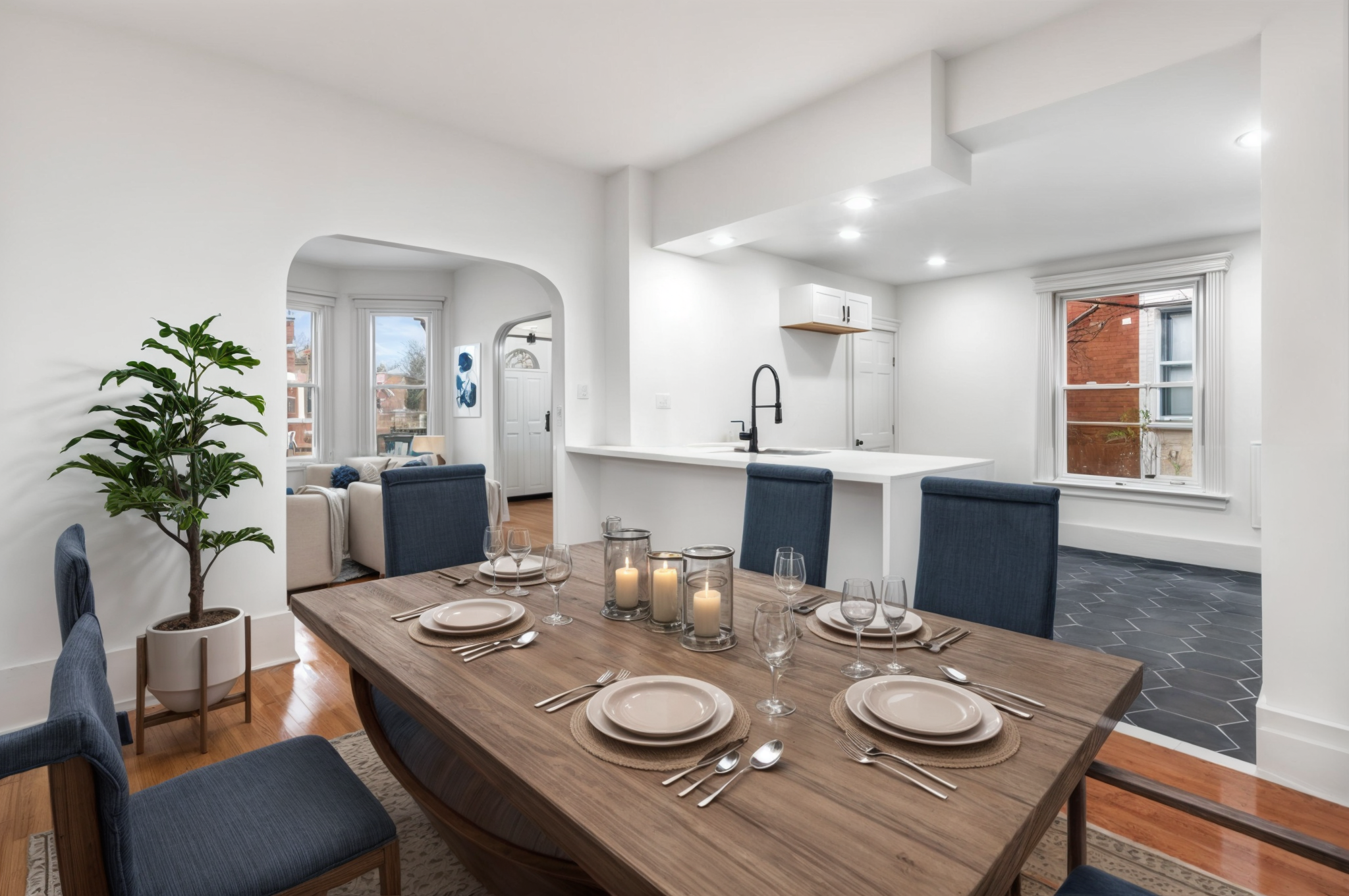 Detroit, Michigan 48207, United States, 3 Bedrooms Bedrooms, ,2 BathroomsBathrooms,Residential,Active,81305