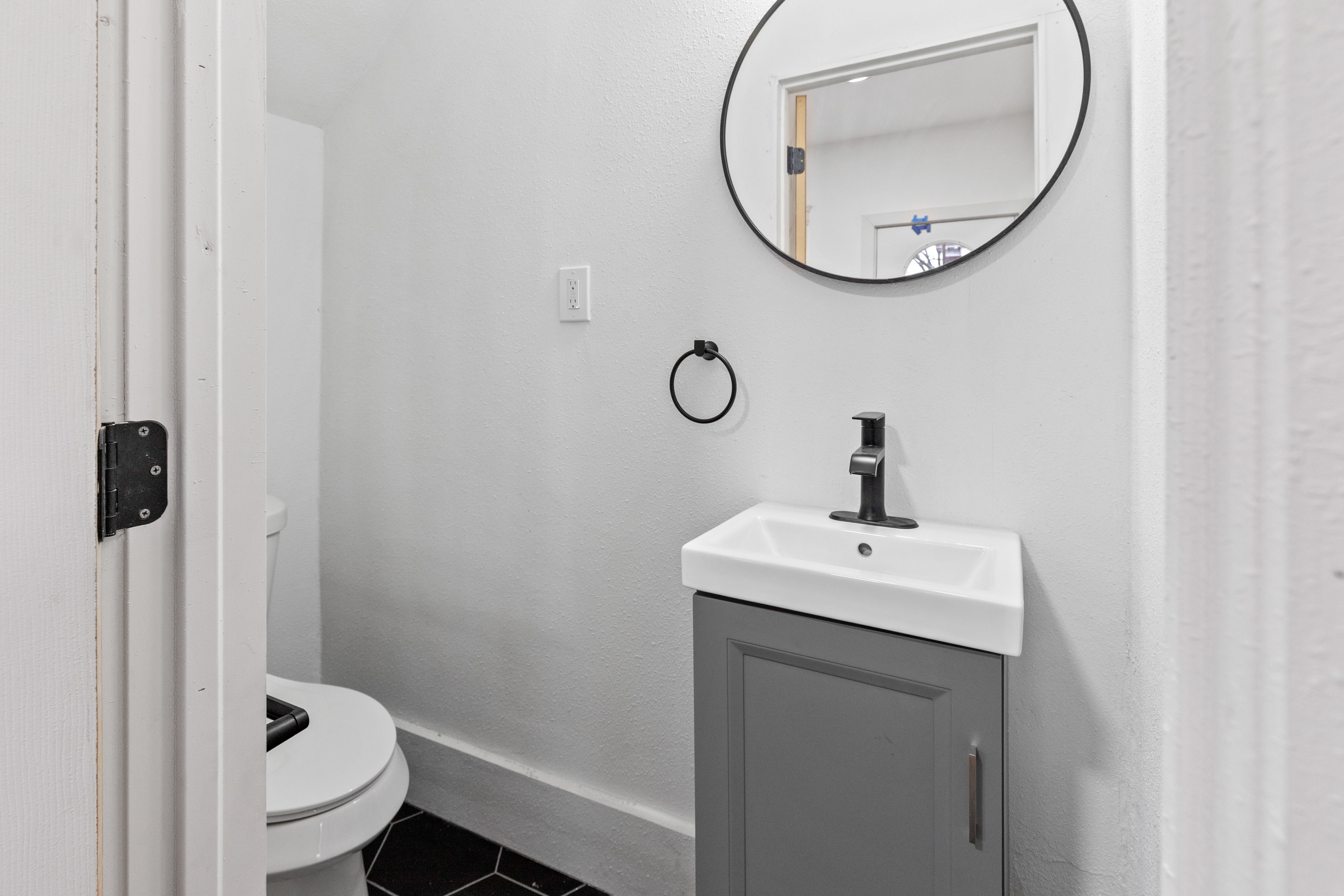 Detroit, Michigan 48207, United States, 3 Bedrooms Bedrooms, ,2 BathroomsBathrooms,Residential,Active,81305